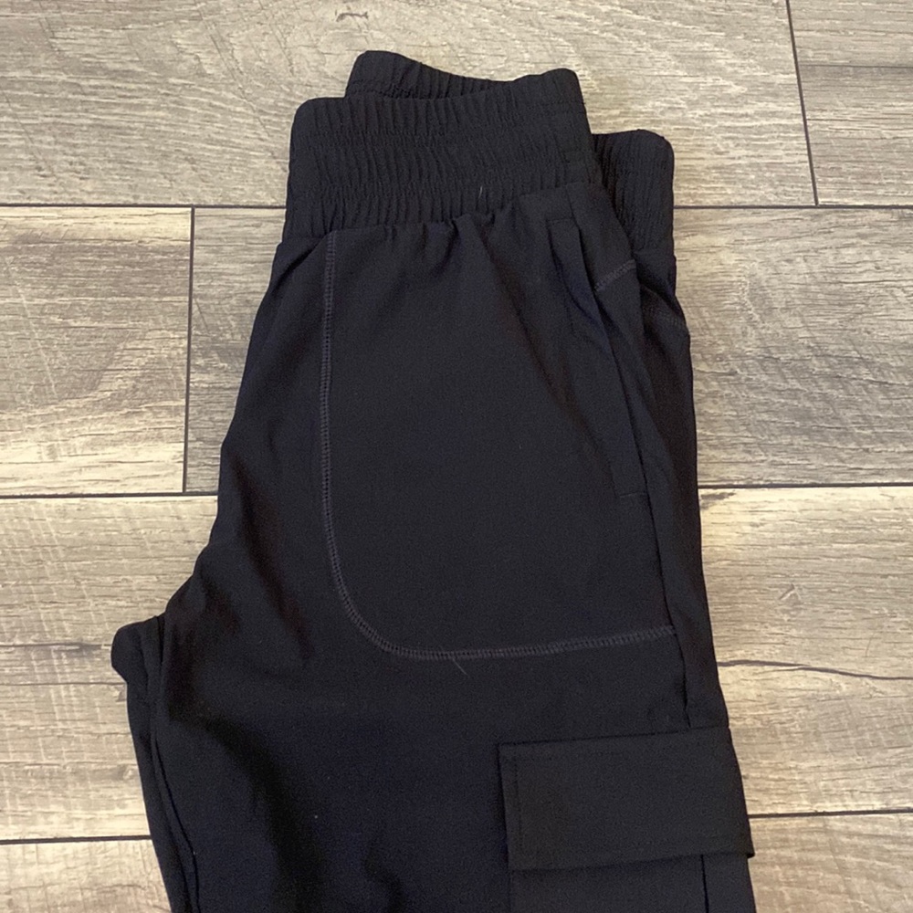 BALANCE ATHLETICA SWIFT JOGGERS NWOT